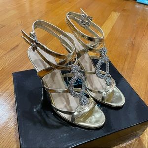 Guess by Marciano shoe